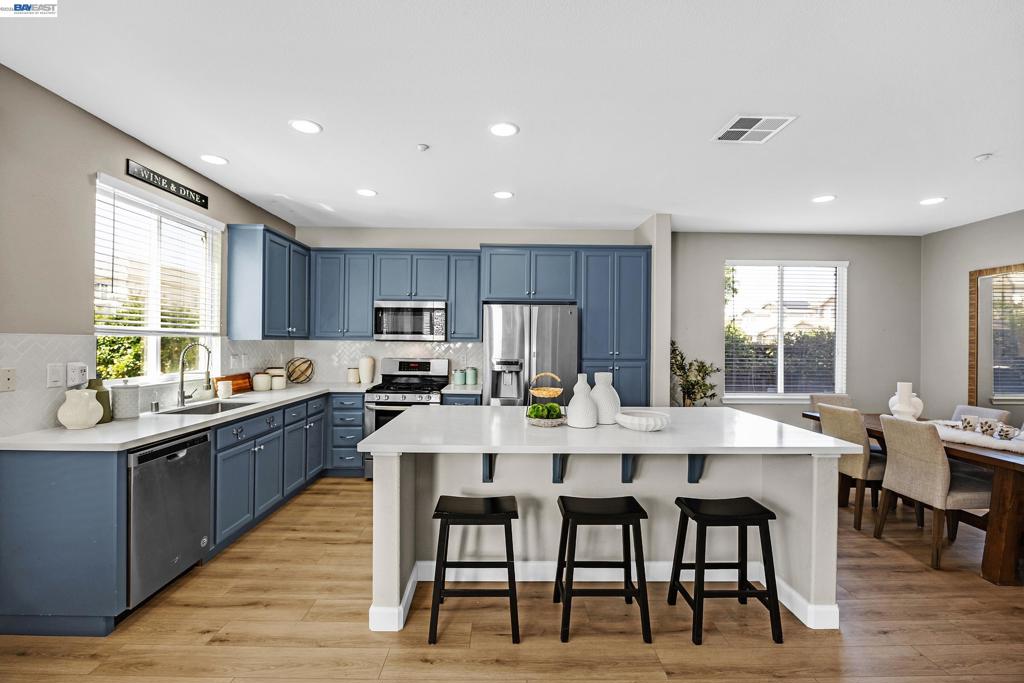 454 Silverwood St, Brentwood (CC), CA 94513
