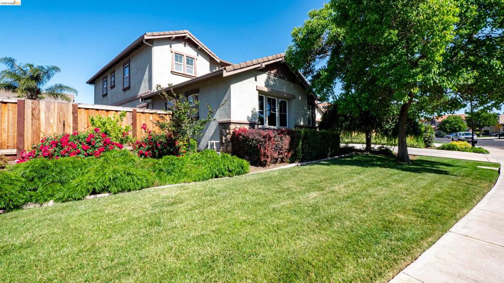 2012 Mint Dr, Brentwood (CC), CA 94513