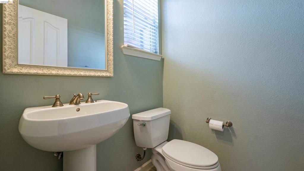 2012 Mint Dr, Brentwood (CC), CA 94513