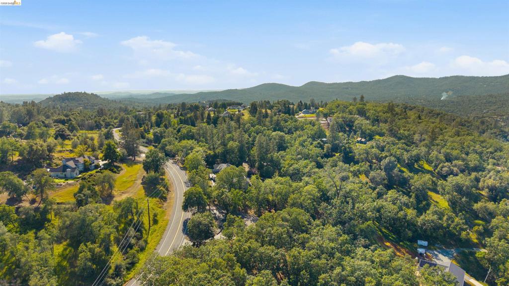16690 Ridgewood Dr, Sonora, CA 95370