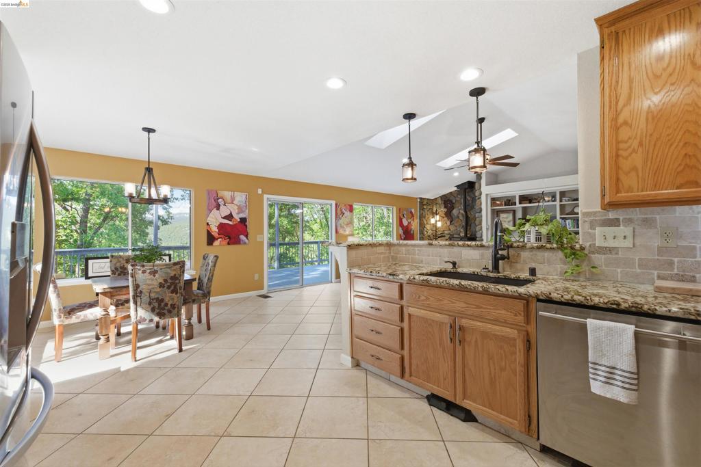 16690 Ridgewood Dr, Sonora, CA 95370