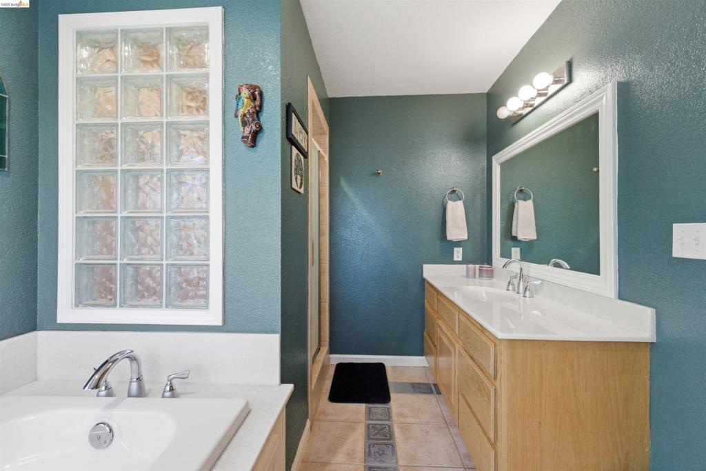 16690 Ridgewood Dr, Sonora, CA 95370