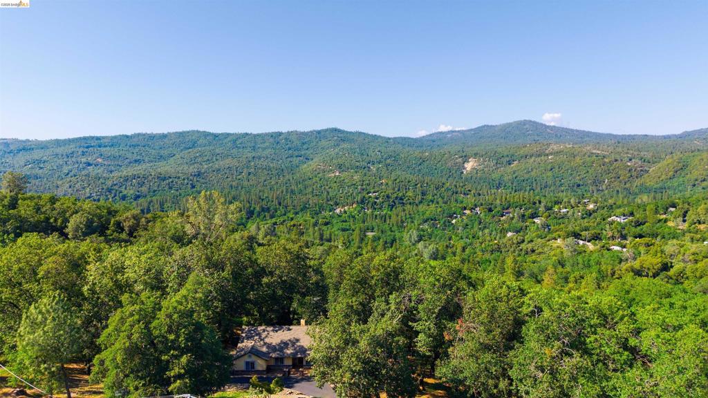 16690 Ridgewood Dr, Sonora, CA 95370