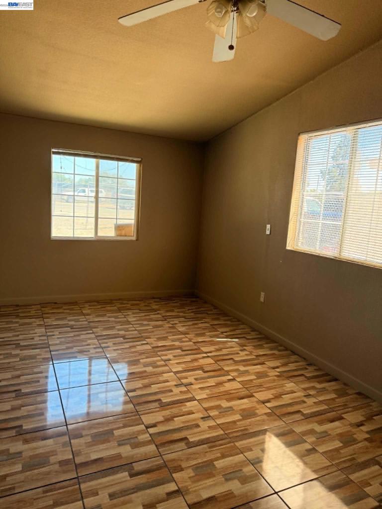 1753 S Carpenter Rd, Modesto, CA 95351