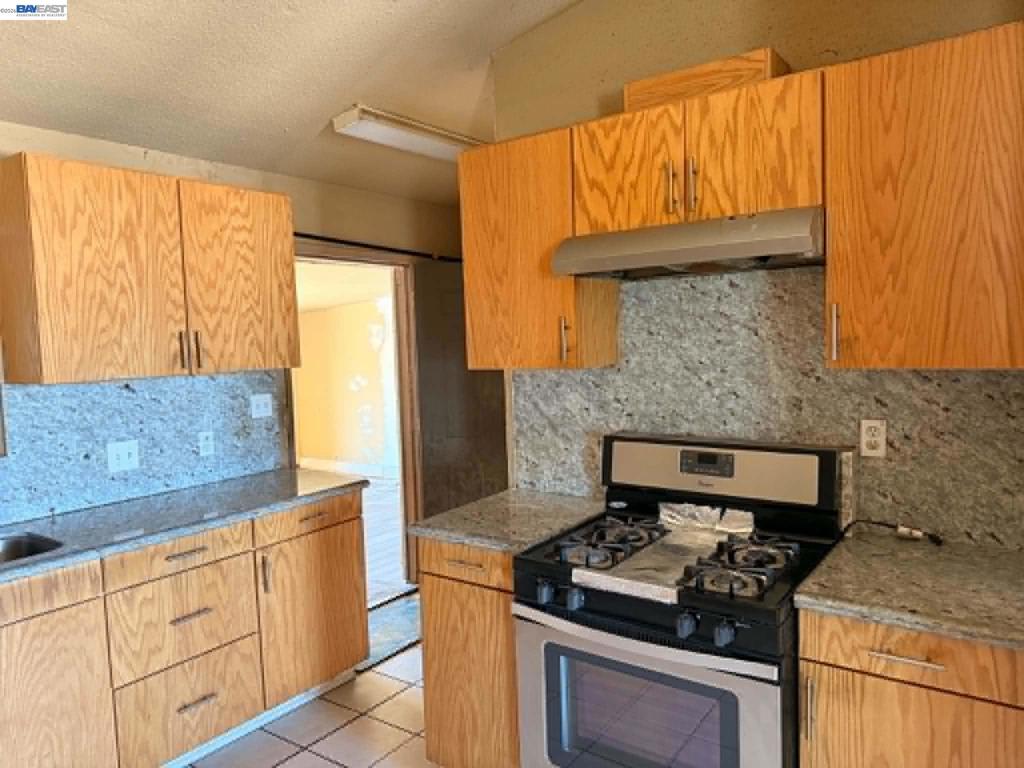 1753 S Carpenter Rd, Modesto, CA 95351