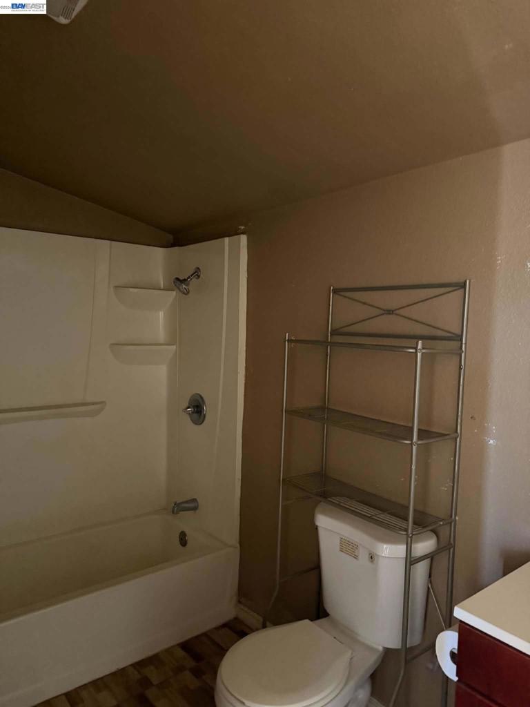 1753 S Carpenter Rd, Modesto, CA 95351