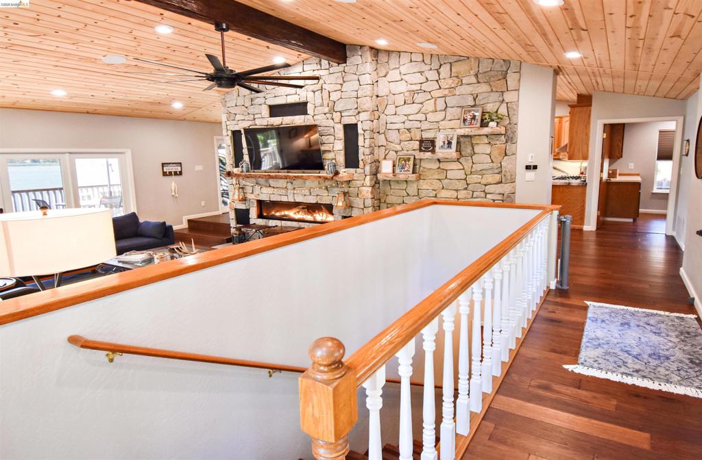 20595 Lori Ln, Sonora, CA 95370