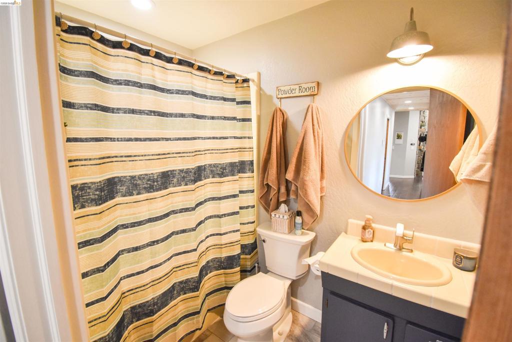 20595 Lori Ln, Sonora, CA 95370