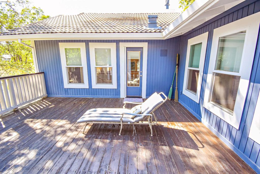 20595 Lori Ln, Sonora, CA 95370