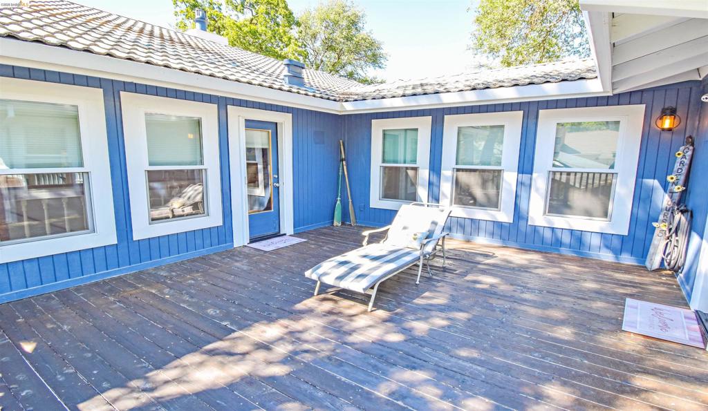 20595 Lori Ln, Sonora, CA 95370
