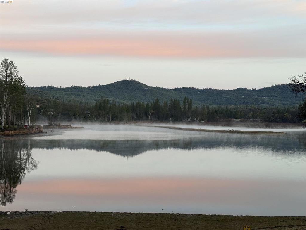 20595 Lori Ln, Sonora, CA 95370