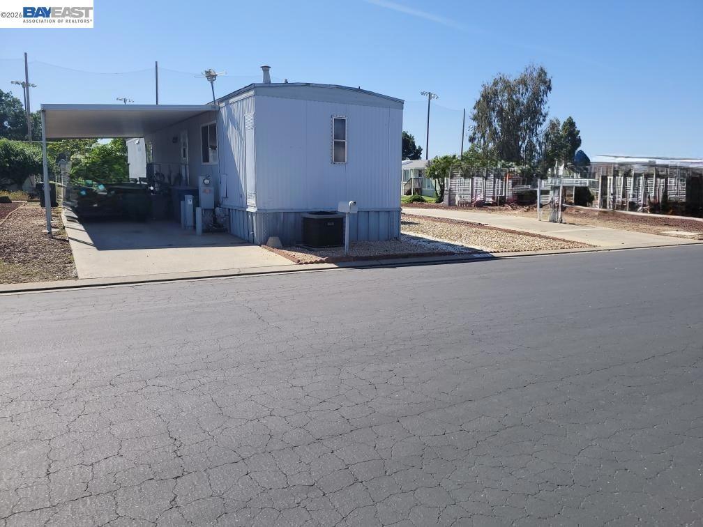 2240 Golden Oak Lane #131, Merced, CA 95341