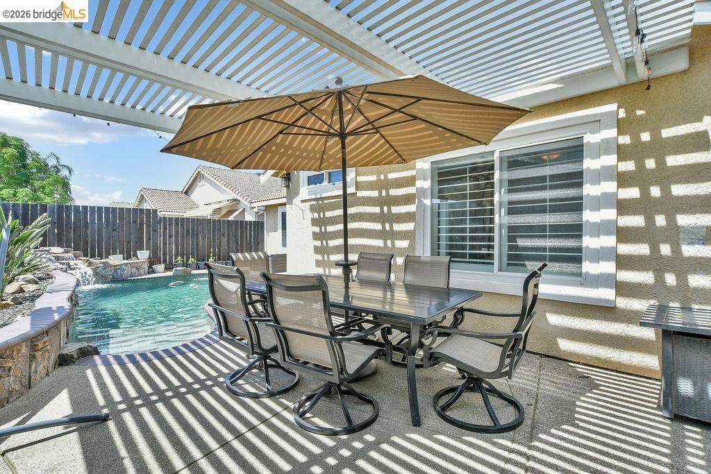 1230 Arlington Way, Brentwood (CC), CA 94513-2976