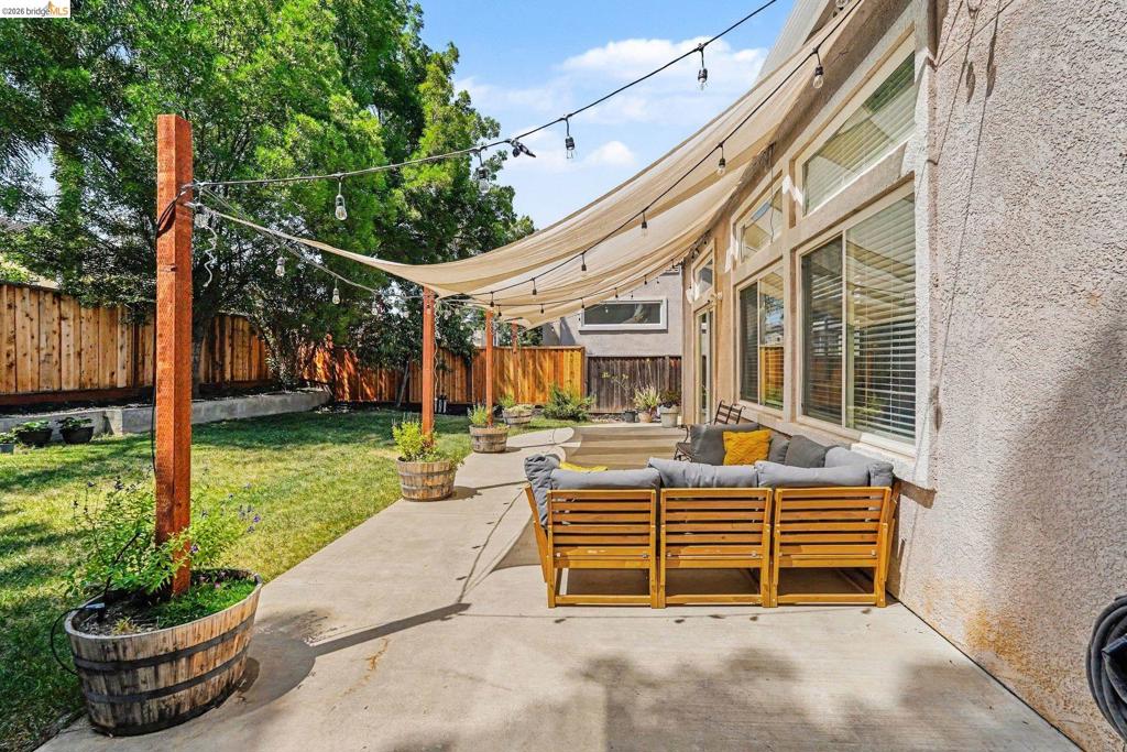 1045 Dawn Ct, Brentwood (CC), CA 94513