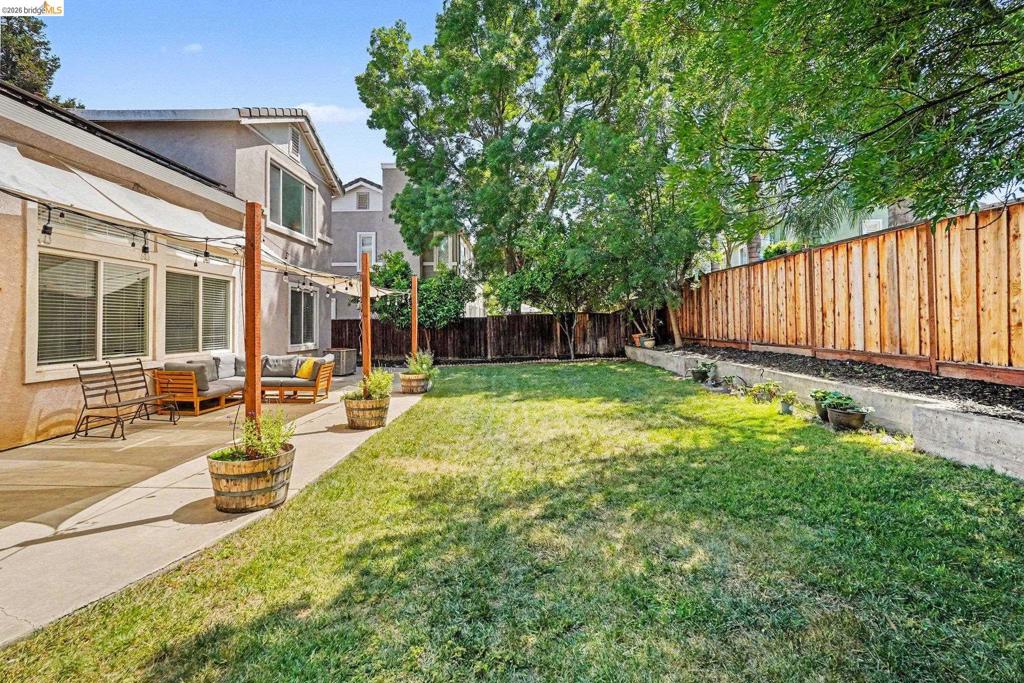 1045 Dawn Ct, Brentwood (CC), CA 94513