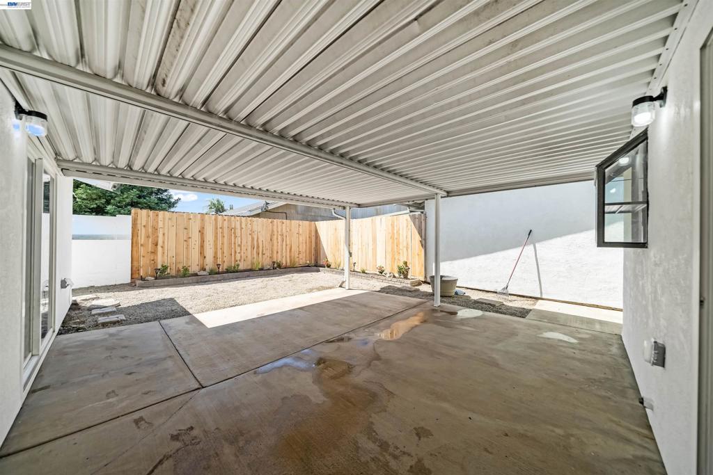 913 Inez Dr, Modesto, CA 95351