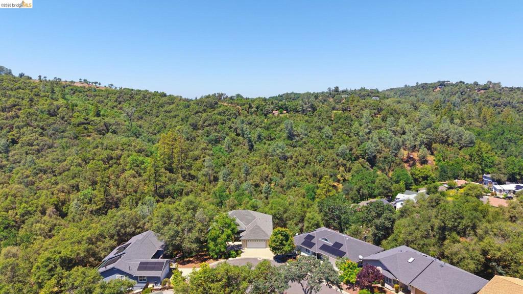 690 Golden Gate Circle, Sonora, CA 95370