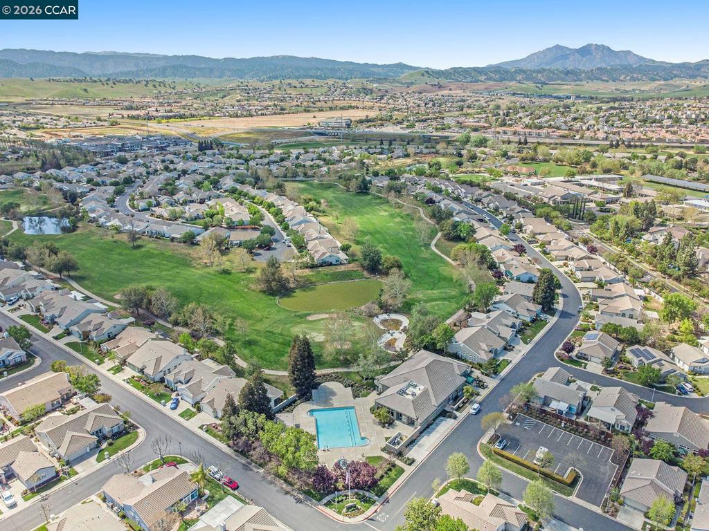 143 Honeygold Ln, Brentwood (CC), CA 94513