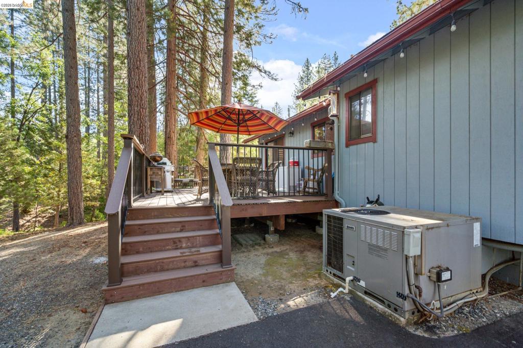 23625 Rock Hammer Lane, Groveland, CA 95321