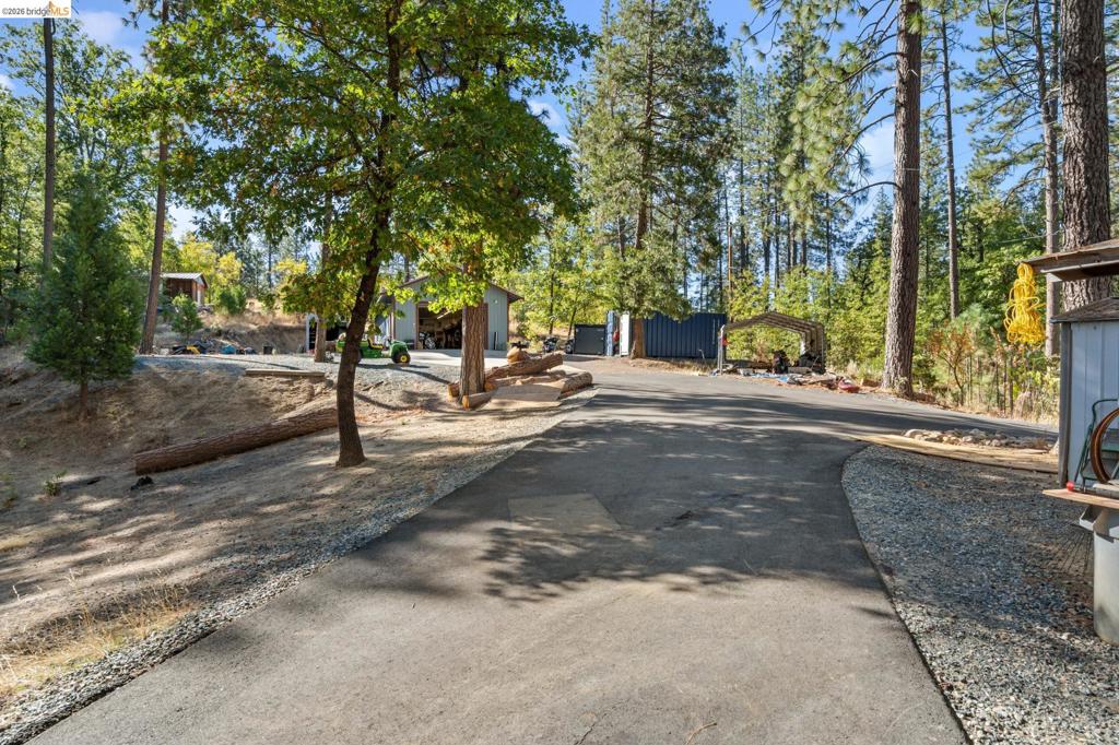23625 Rock Hammer Lane, Groveland, CA 95321