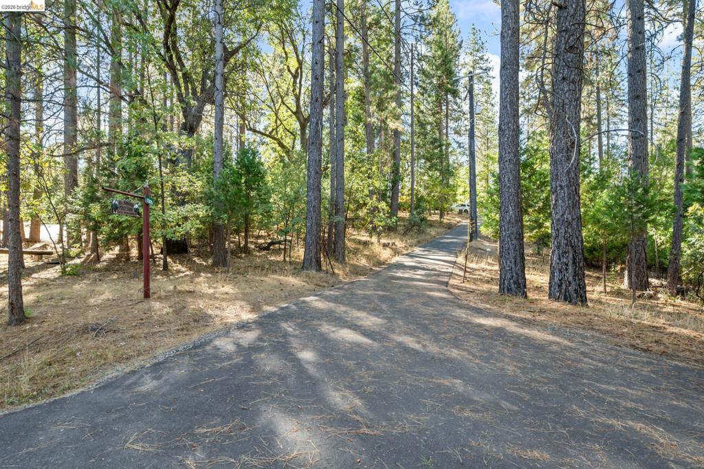 23625 Rock Hammer Lane, Groveland, CA 95321