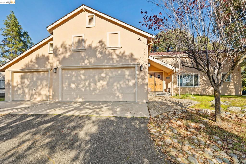 21916 Phoenix Lake, Sonora, CA 95370