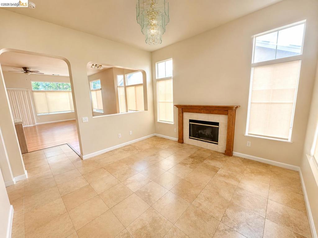 131 Legacy St, Manteca, CA 95337