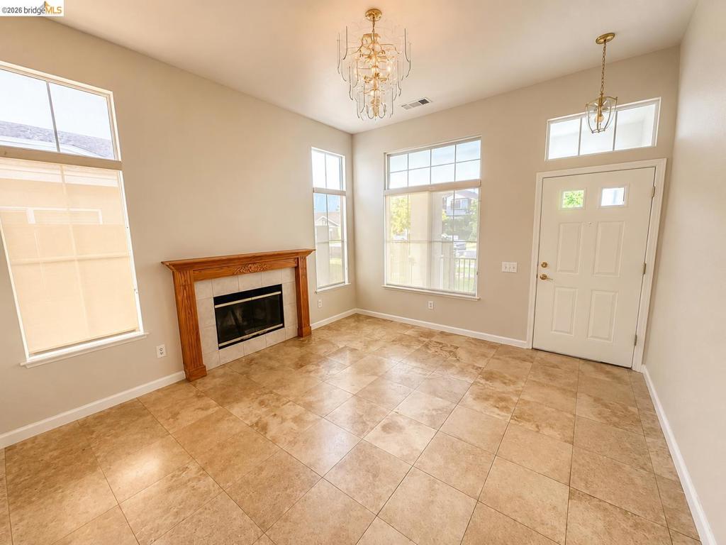 131 Legacy St, Manteca, CA 95337