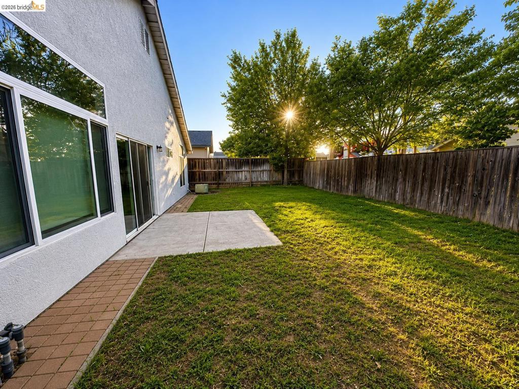 131 Legacy St, Manteca, CA 95337