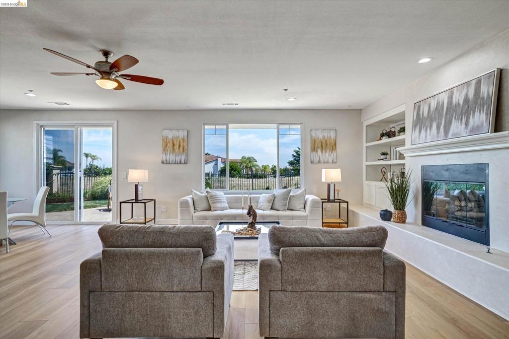 547 Lakeview Dr, Brentwood (CC), CA 94513