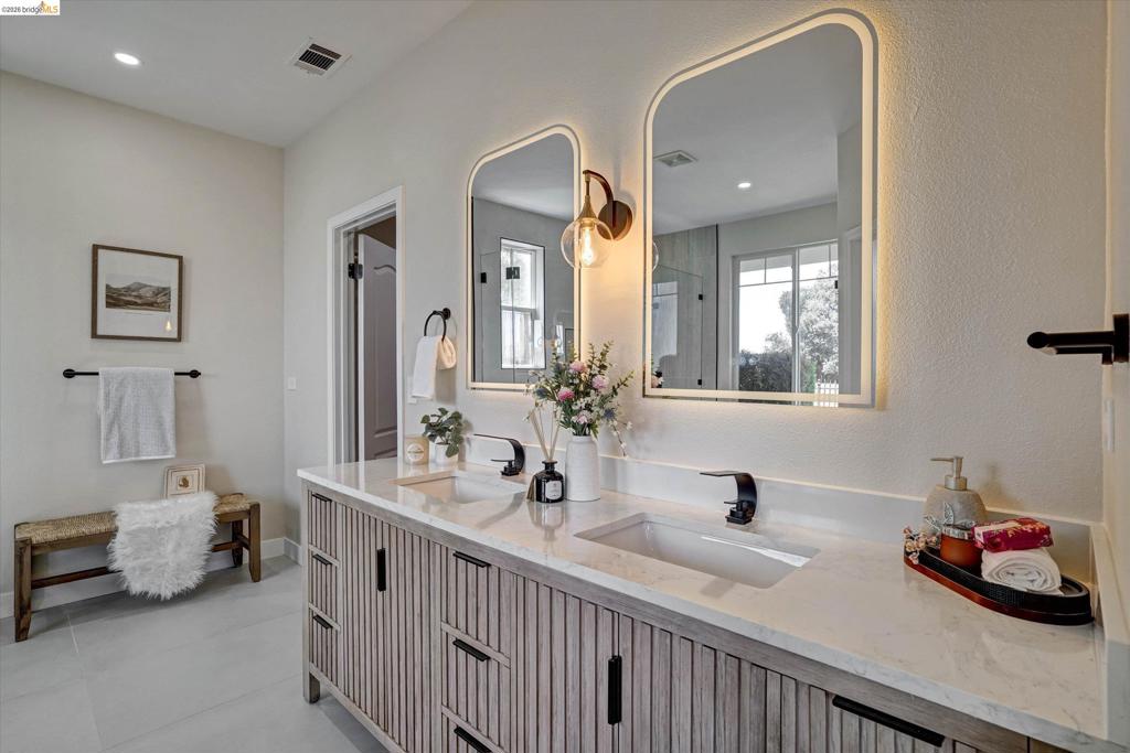 547 Lakeview Dr, Brentwood (CC), CA 94513