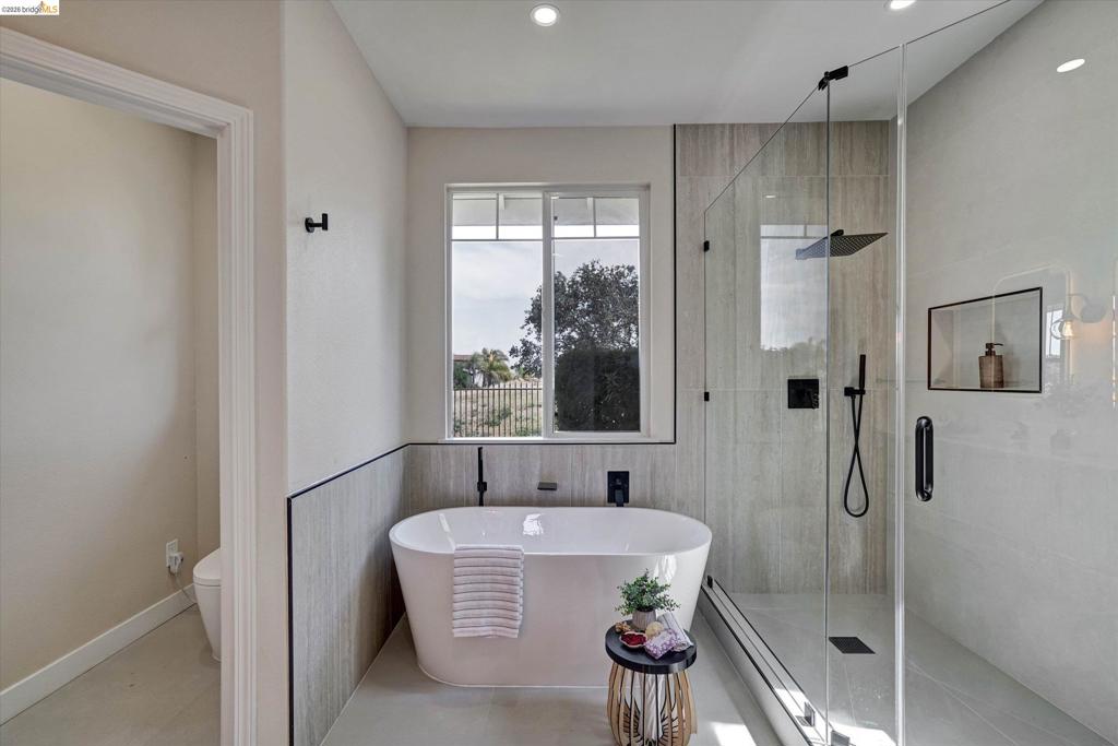 547 Lakeview Dr, Brentwood (CC), CA 94513