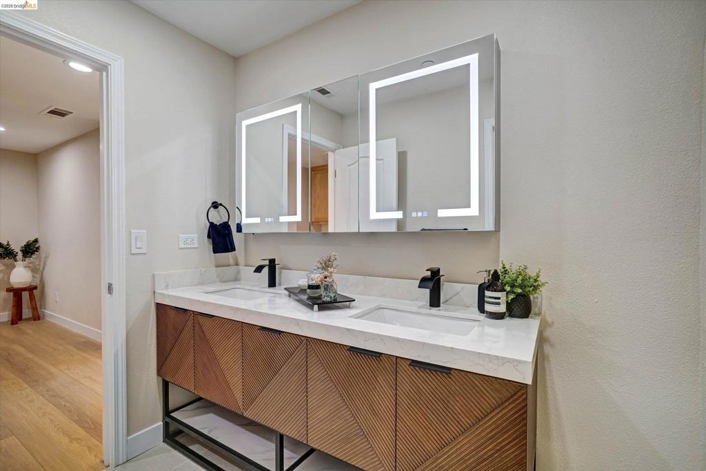 547 Lakeview Dr, Brentwood (CC), CA 94513