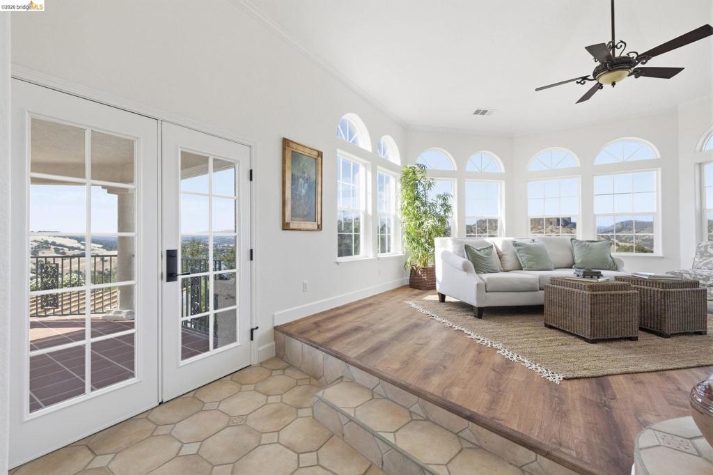 14699 Holman Mountain Rd, Jamestown, CA 95327