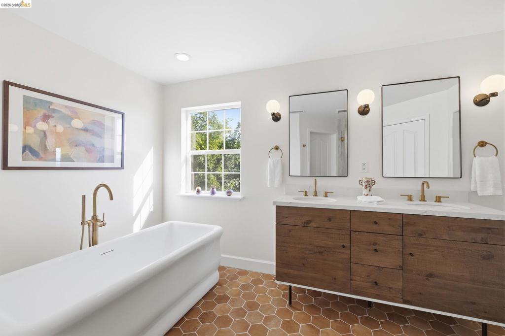 14699 Holman Mountain Rd, Jamestown, CA 95327