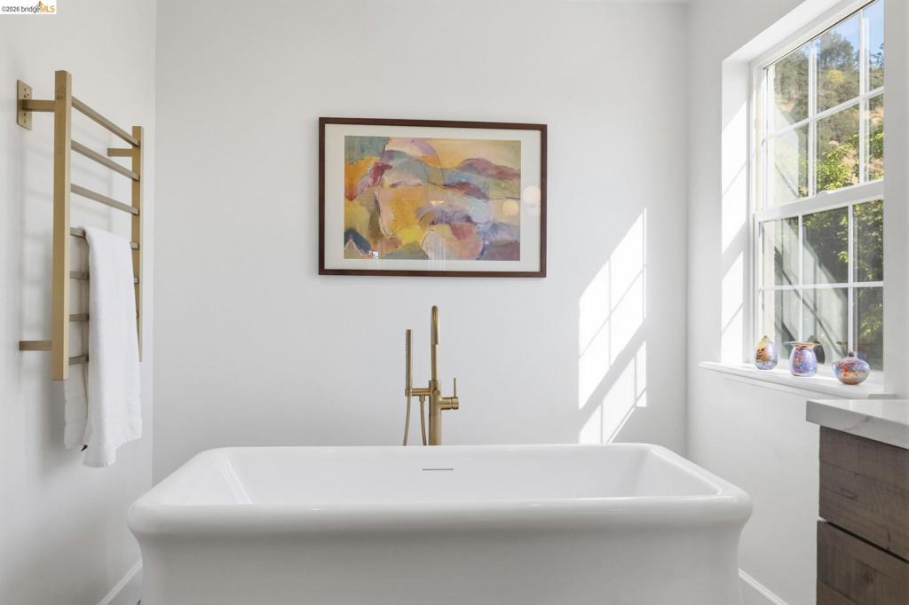 14699 Holman Mountain Rd, Jamestown, CA 95327