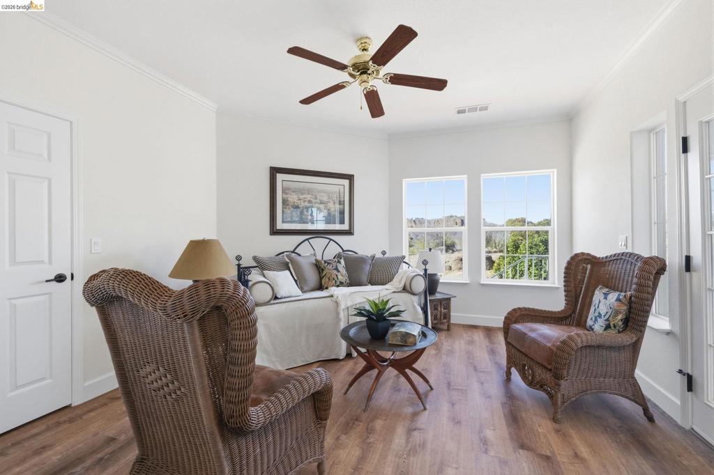 14699 Holman Mountain Rd, Jamestown, CA 95327