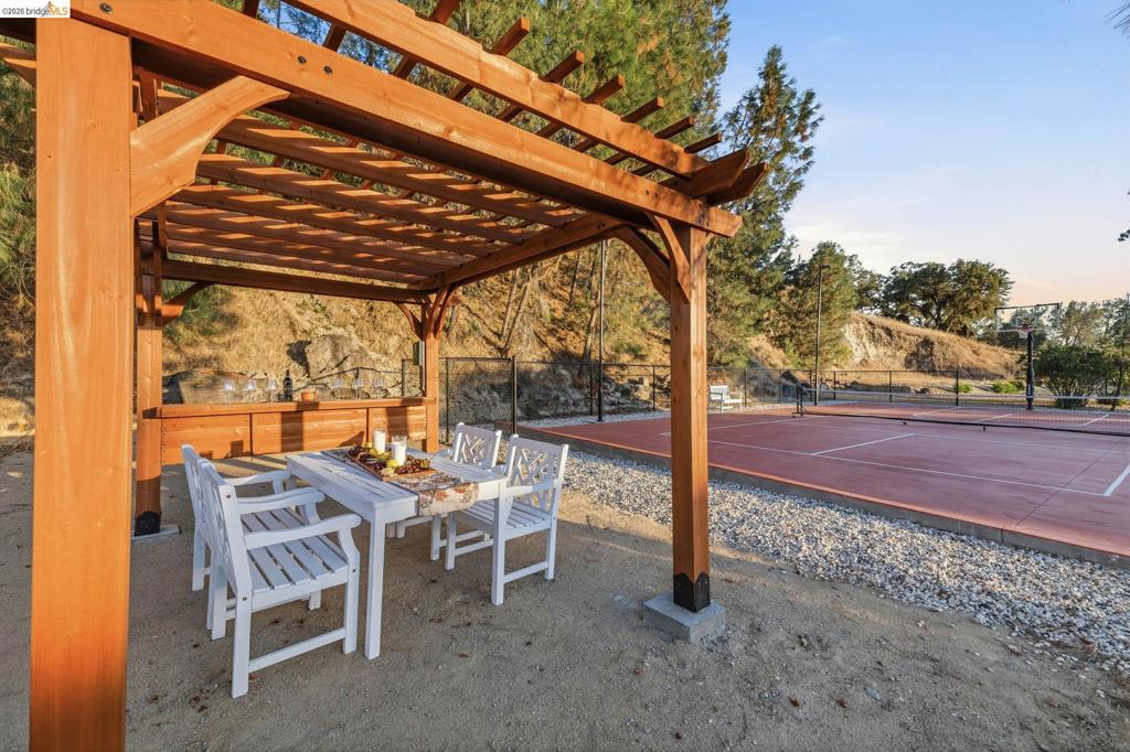 14699 Holman Mountain Rd, Jamestown, CA 95327
