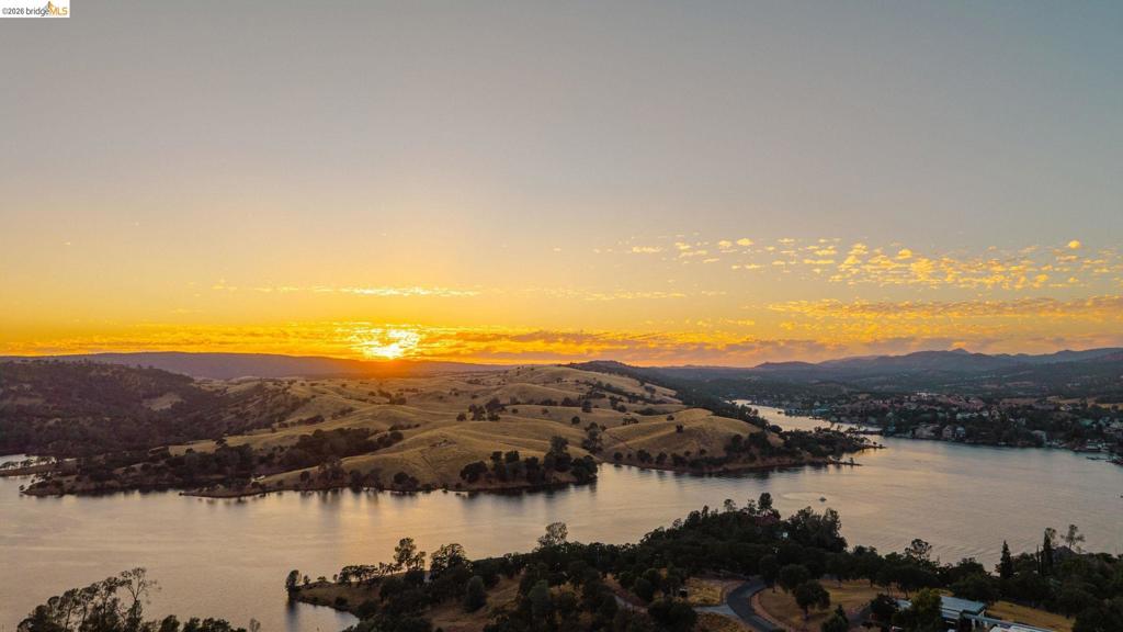 14699 Holman Mountain Rd, Jamestown, CA 95327