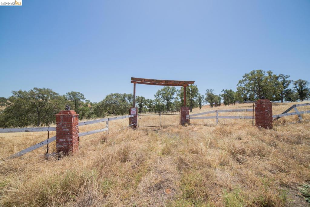 4839 S Avenida Lugo Way, La Grange, CA 95329