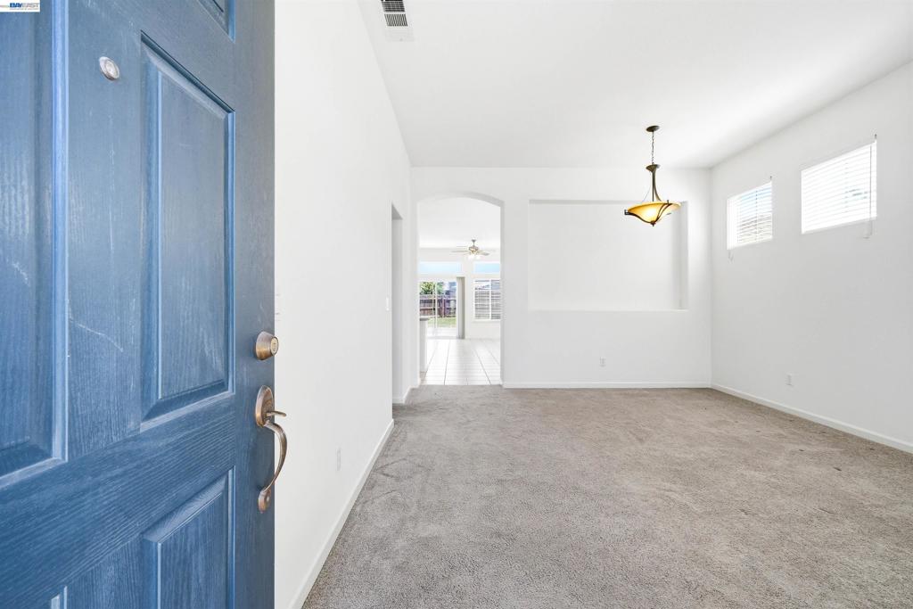 2232 Katherine Pl, Manteca, CA 95337