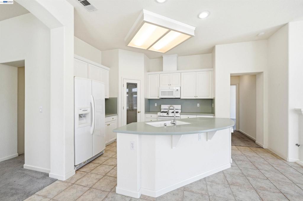2232 Katherine Pl, Manteca, CA 95337