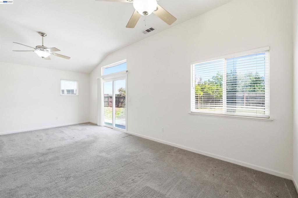 2232 Katherine Pl, Manteca, CA 95337