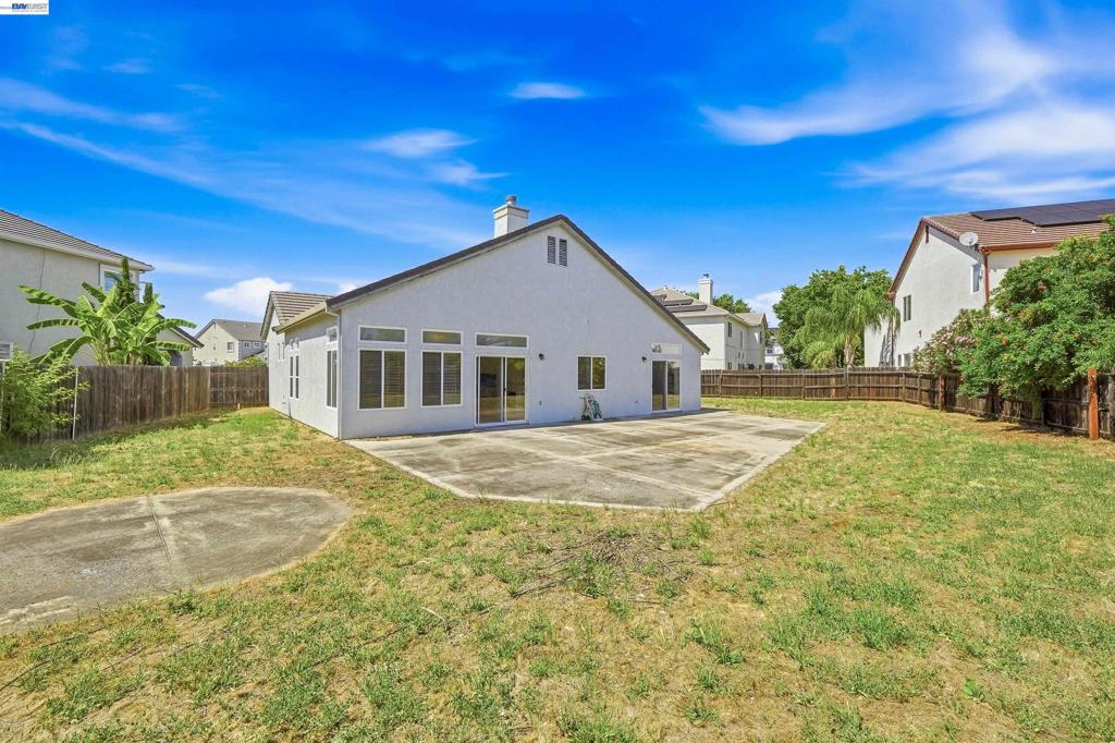 2232 Katherine Pl, Manteca, CA 95337