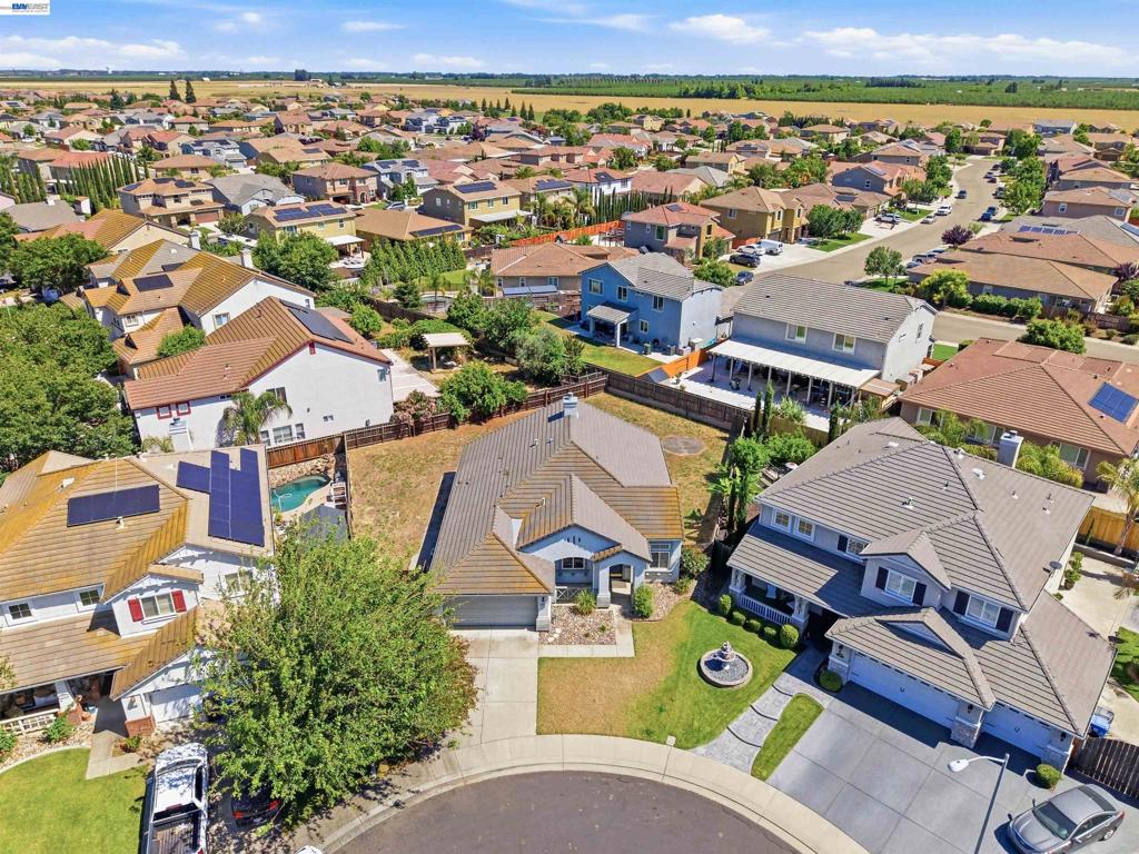 2232 Katherine Pl, Manteca, CA 95337