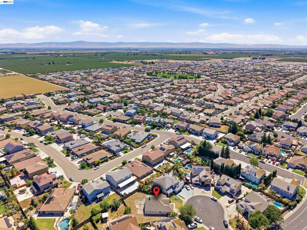 2232 Katherine Pl, Manteca, CA 95337
