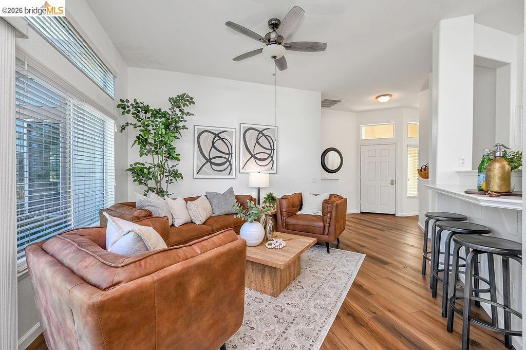 1585 Summerland Way, Brentwood (CC), CA 94513