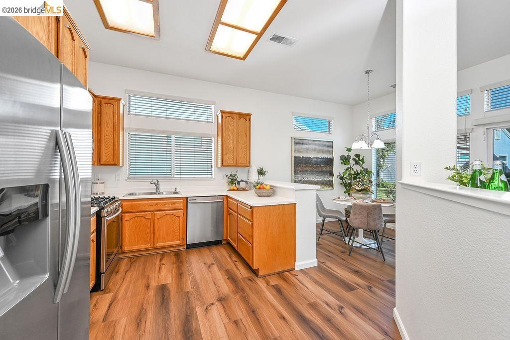 1585 Summerland Way, Brentwood (CC), CA 94513
