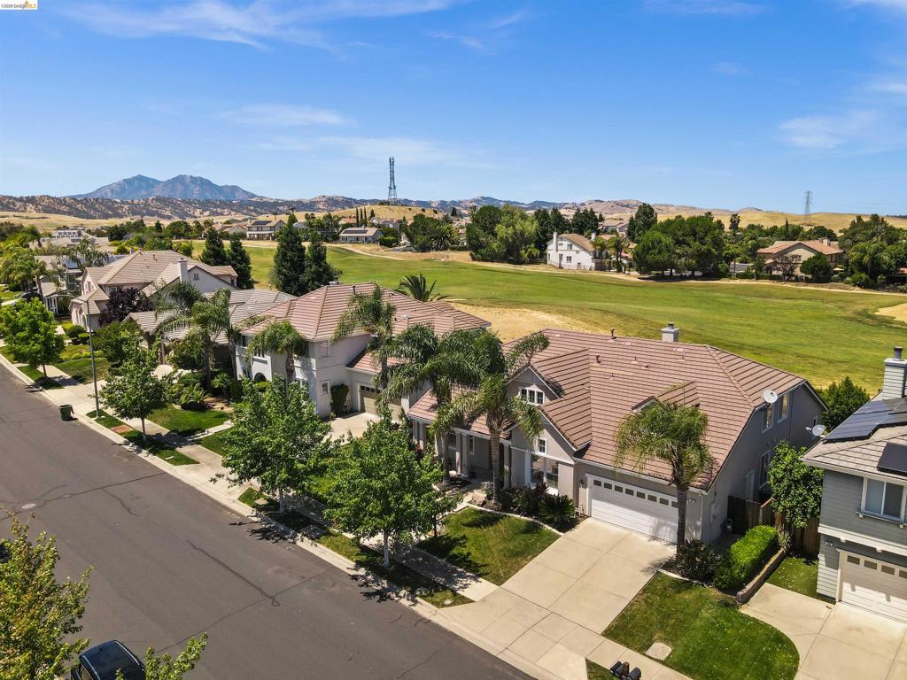 540 Lakeview Dr, Brentwood (CC), CA 94513