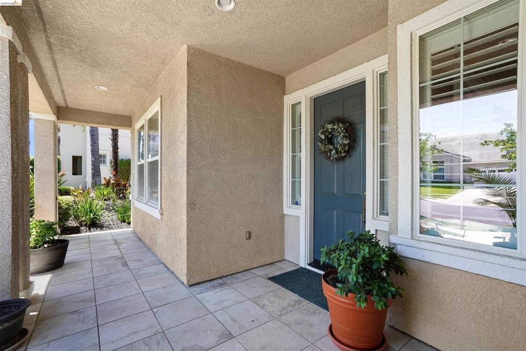 540 Lakeview Dr, Brentwood (CC), CA 94513